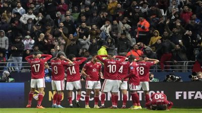 عاجل.. محمد شريف يسجل الهدف الثانى للأهلي فى مرمى أوكلاند سيتى