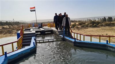 رئيس مياه سوهاج يتفقد مشروعات الإحلال والتجديد ويكرم مسؤولى المحطات الحاصلة على شهادة 