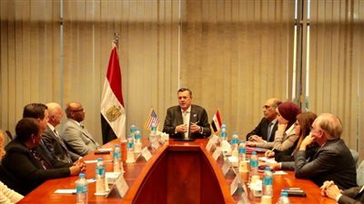 وزير السياحة والآثار يستقبل عمدة مدينة دنفر الأمريكية