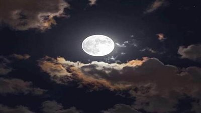 بدر شهر رجب يضىء السماء بعد غد.. ولمعانه 99.8 %