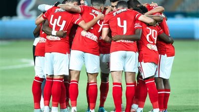 كولر يحاضر لاعبي الأهلي بالفيديو قبل موقعة أوكلاند سيتي