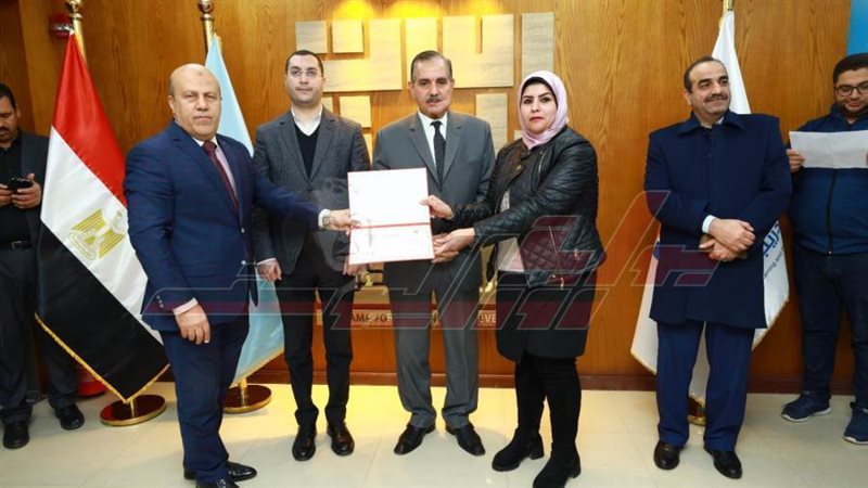 خلال التكريم