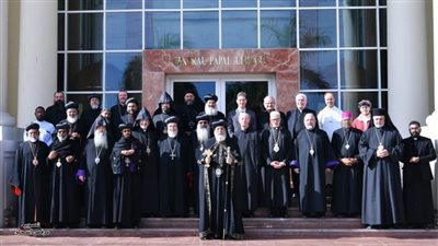 البابا تواضروس الثاني يستقبل لجنة 