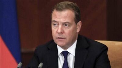 ميدفيديف يحذر: إذا هاجمت كييف شبه جزيرة القرم ، فإن الانتقام حتمي