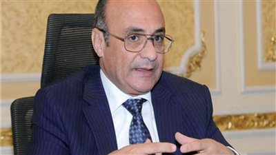 وزير العدل ينعي المهندس شريف إسماعيل رئيس وزراء مصر الأسبق