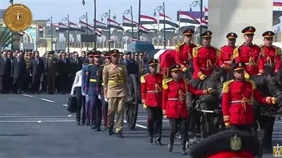بث مباشر..الرئيس السيسي يتقدم مشيعي جنازة مساعد رئيس الجمهورية للمشروعات القومية والاستراتيجية