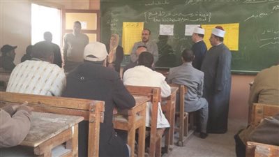 استمرار ورشة العمل التدريبية لمعلمي المواد الشرعية والعربية والثقافية بإدارة طهطا الأزهرية 