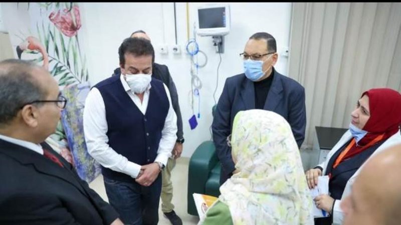 وزير الصحة بمستشفى