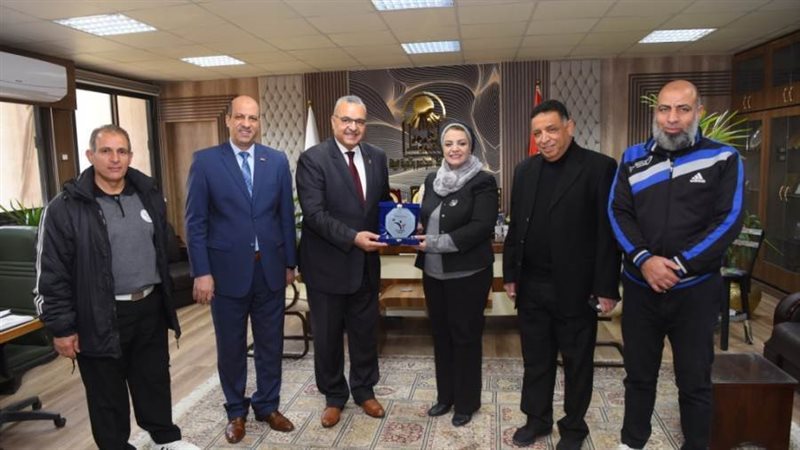 رئيس الاتحاد المصري