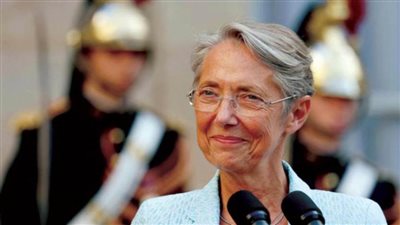 رئيسة الوزراء الفرنسية تكشف عن استعداد الحكومة لتقديم تنازلات بشأن تعديل نظام التقاعد