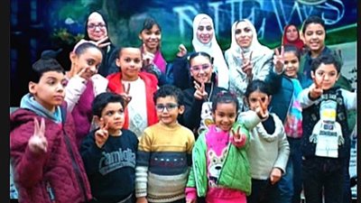 لأول مرة.. أبناء الصحفيين بالإسكندرية يحولون المناهج لأكواد تفاعلية ويصدرون أول صحيفة رقمية بلغة الإشارة