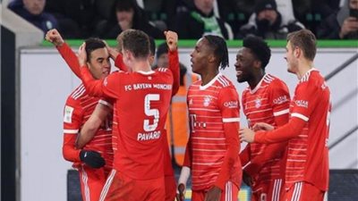 بايرن ميونخ يستعيد صدارة الدوري الألماني بفوزه على فولفسبورج 4ـ2