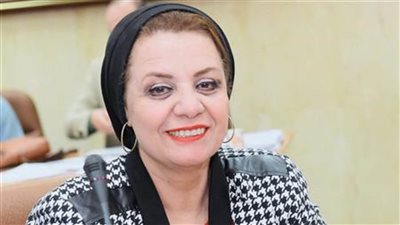 محكمة صورية باللغة الإنجليزية قام بها طلاب برنامج الحقوق باللغة الإنجليزية جامعة أسيوط 