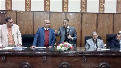 تعليم أسيوط تبدأ مقابلات رؤساء ومراقبي لجان امتحانات الثانوية العامة