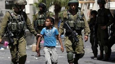 تنديد فلسطيني باعتداءات جيش الاحتلال على الأسرى الأطفال