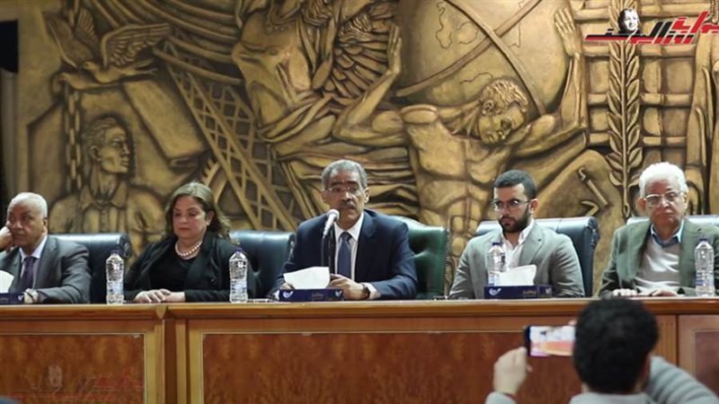 إحياء ذكرى الكاتب