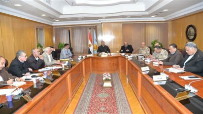 محافظ أسيوط يترأس الاجتماع التنسيقي لتنفيذ مشروع التدريب العملي المشترك 