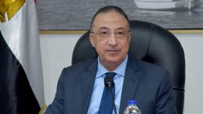 محافظ الإسكندرية: تشكيل لجنة من المختصين لدراسة التغيرات المناخية على المدينة والآثار المترتبة عليها