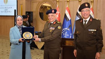 كلية الطب بالقوات المسلحة تنظم حفل تخرج الدفعة الأولى للدراسات العليا من أبناء الكلية 