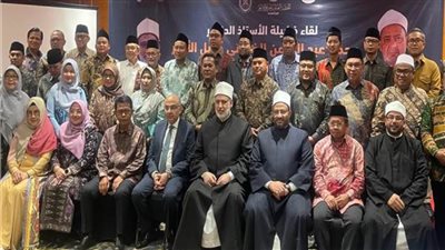 وكيل الأزهر من إندونيسيا: نفخر بخريجي جامعتنا