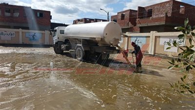 رفع مياه الأمطار بالقرى والمدن والمدارس استعدادًا للفصل الدراسي الثاني بكفر الشيخ 