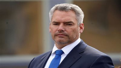 مستشار النمسا يتعهد بدعم تضييق الخناق على اللجوء في جميع أنحاء أوروبا