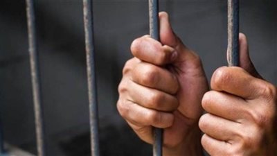 ضبط شخصين لقيامهما بتزوير المحررات الرسمية وترويجها على عملائهما بالدقهلية وبورسعيد