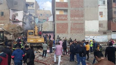 استخراج جثة أخرى من ضخايا انهيار منزل بدمنهور