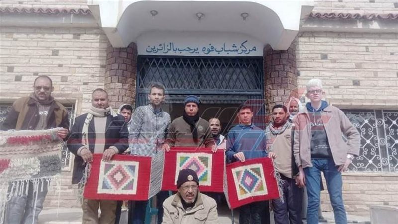 قادرون باختلاف