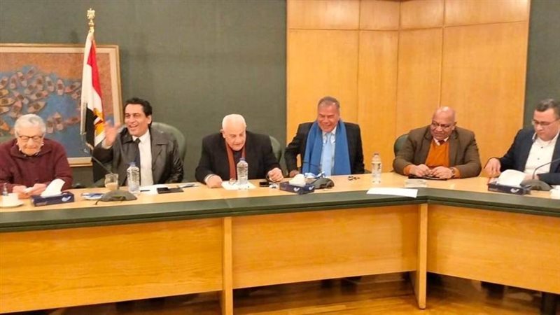 فتح باب الترشح فى