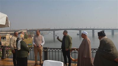 إعادة تسيير باخرة على متنها  فوج سياحي إنجليزي ببني سويف