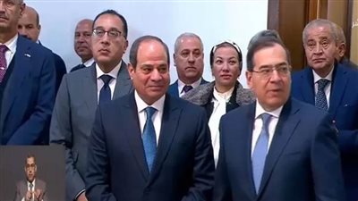 عاجل .. الرئيس السيسي يتفقد معرض مصر الدولي للبترول 