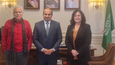 قنصل عام السعودية بالإسكندرية يستقبل مدير أوبرا الإسكندرية الجديد 
