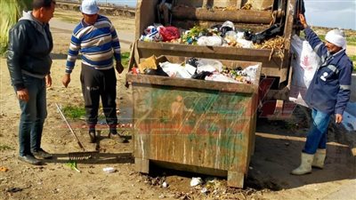 رفع 2210 أطنان قمامة في 14 مركزًا واستمرار أعمال النظافة بكفر الشيخ