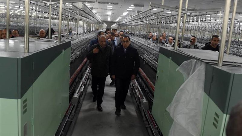 رئيس الوزراء خلال