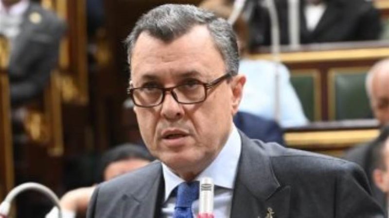 وزير السياحة