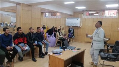 جامعة سوهاج تنظم دورة توعوية عن مخاطر الهجرة غير الشرعية