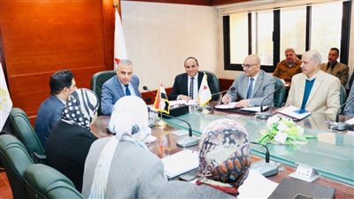 جامعة سوهاج تستعرض ما نفذته من فعاليات ضمن مبادرة سعادتك وصحتك في تنظيم أسرتك 