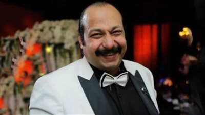 محمد ثروت يشارك دنيا سمير غانم في 