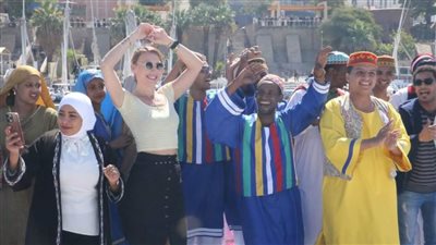 ديفيليه نهري في انطلاق فعاليات مهرجان أسوان الدولي للثقافة والفنون