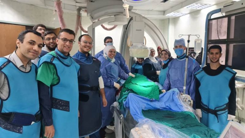 نجاح فريق طبي بمستشفي