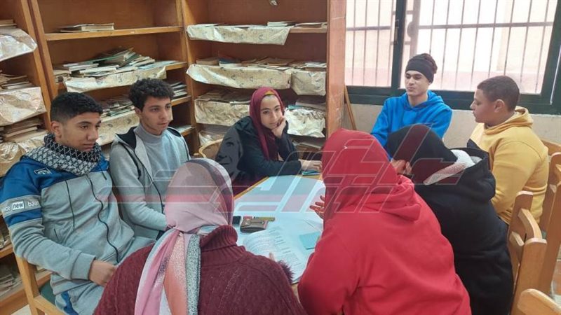 خلال المبادرة