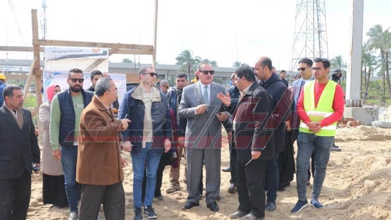 جولة المحافظ