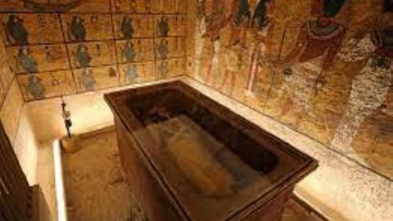 مقبرة توتح عنخ آمون