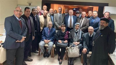 المصريين الأحرار يشارك ندوة 