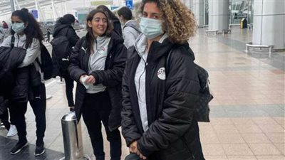 بعثة منتخب الكرة النسائية تغادر إلى لبنان لخوض مباراتين وديتين