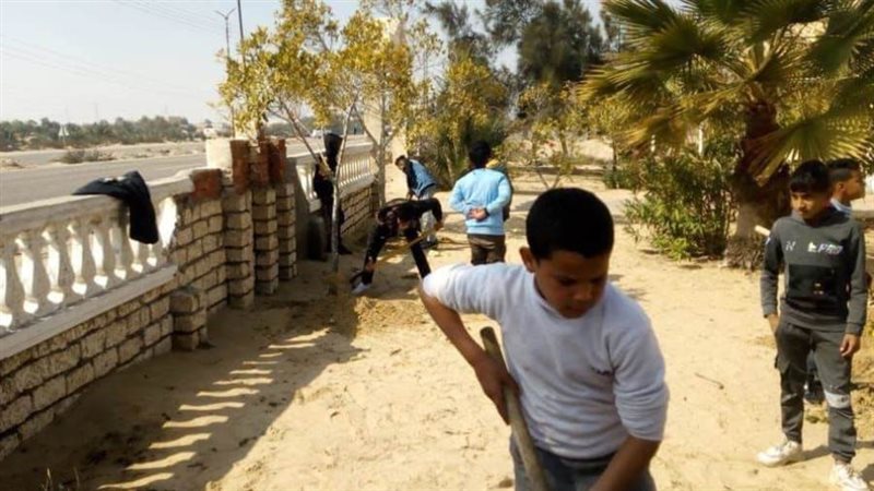 معسكرات خدمة عامة