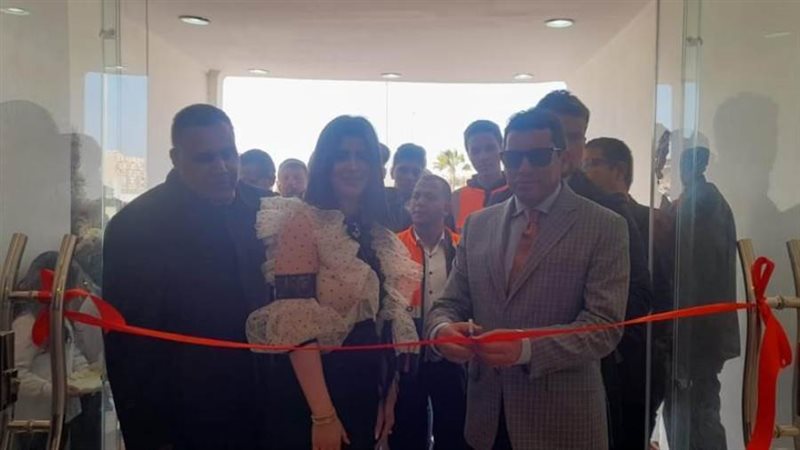 د. أشرف صبحى