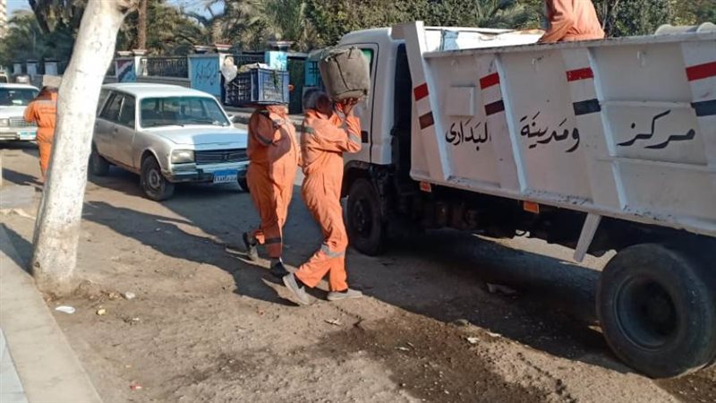 رفع المخلفات من شوارع