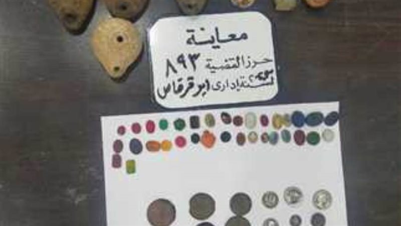 ضبط قطع أثرية بالمنيا
